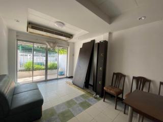 For Rent Bangkok Town House Sukhumvit BTS Ekkamai Watthana