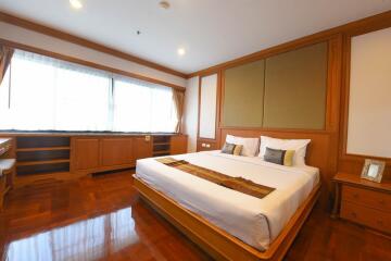 For Rent Bangkok Apartment  Sukhumvit 39 BTS Phrom Phong Watthana