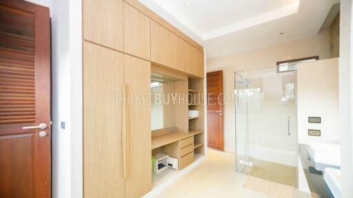 293 ตรม., 3 ห้องนอน บ้าน ราคา ฿ 19,450,000