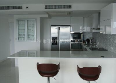 KAT5646: Stunning Penthouse With Sea View at Kata Beach