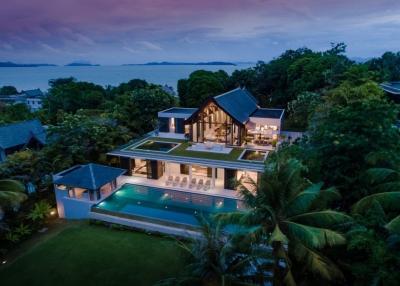 Luxurious 4 bedrooms villa in Pa Khlok Thalang Phuket