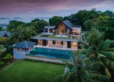 Luxurious 4 bedrooms villa in Pa Khlok Thalang Phuket
