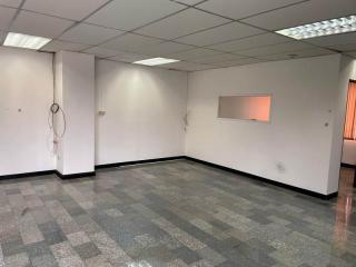 For Rent Bangkok Office Sukhumvit 36 BTS Thong Lo Khlong Toei