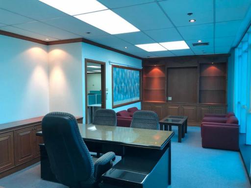 For Rent Bangkok Office Ratchadaphisek BTS Sutthisan Huai Khwang