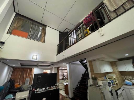 For Sale Bangkok Town House Sukhumvit BTS Phrom Phong Watthana