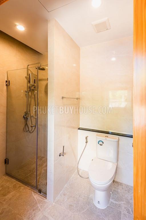 KAR5596: Two Bedroom Apartment For Sale in Brand New Luxurious Condominium in Karon beach