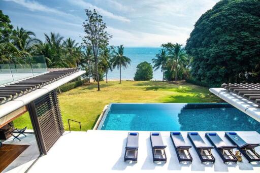 Impressive 4 bedrooms villa with beach front in Pa Khlok Thalang Phuket