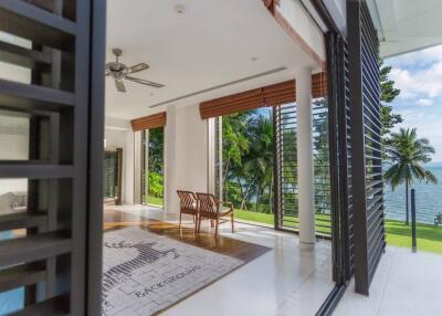 Impressive 4 bedrooms villa with beach front in Pa Khlok Thalang Phuket