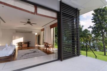 Impressive 4 bedrooms villa with beach front in Pa Khlok Thalang Phuket