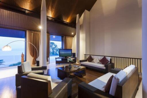 Impressive 4 bedrooms villa with beach front in Pa Khlok Thalang Phuket