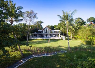 Luxurious 4 bedrooms villa with beach front in Pa Khlok Thalang Phuket