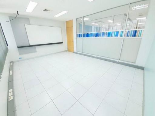 For Rent Bangkok Office Bang Na-Trat Bang Na