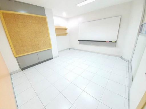 For Rent Bangkok Office Bang Na-Trat Bang Na