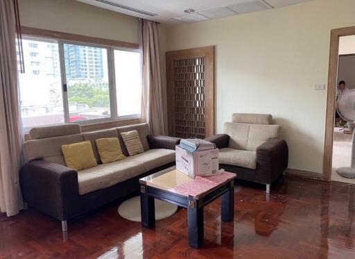 For Rent Bangkok Condo 33 Tower Sukhumvit 33 BTS Phrom Phong Watthana