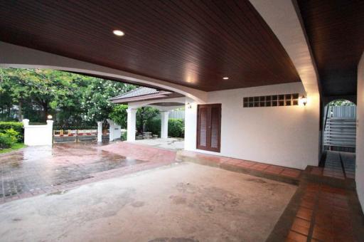 For Rent Samut Prakan Single House Lake Side Villa 2 Village Bang Na-Trat Bang Phli