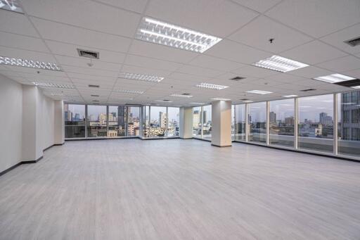 For Rent Bangkok Office Narathiwas BTS Chong Nonsi Sathorn