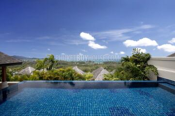 LAY5479: Spacious Villa in Luxury Resort in Layan Beach