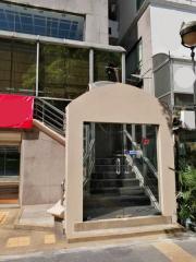 For Rent Bangkok Office Sukhumvit BTS Phrom Phong Watthana