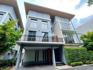 For Rent Bangkok Single House Sukhumvit BTS Bang Na Bang Na