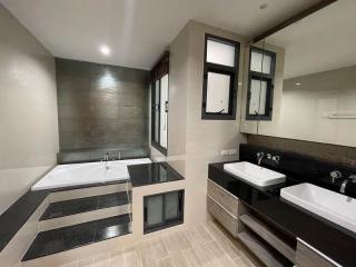 For Rent Bangkok Single House Sukhumvit BTS Bang Na Bang Na