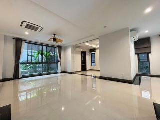 For Rent Bangkok Single House Sukhumvit BTS Bang Na Bang Na