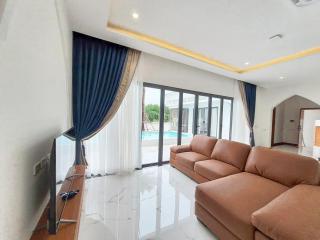 3 bedrooms villa in Sri Sunthon Thalang Phuket