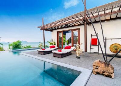 Luxury 4 bedrooms villa - Beachfront - in Ao Po