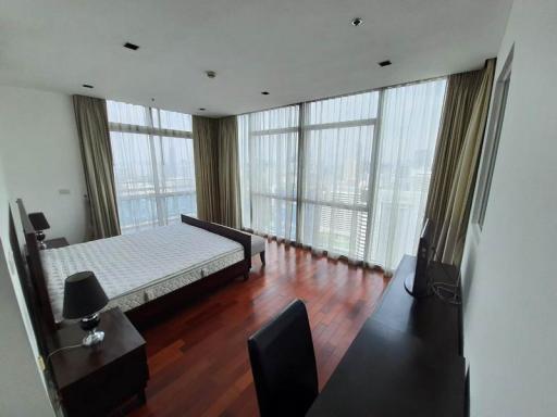 For Rent Bangkok Condo Athenee Residence Ruam Ruedi BTS Phloen Chit Pathum Wan