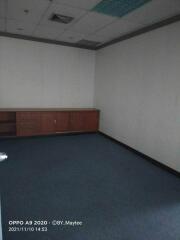 For Rent Bangkok Office Ratchadaphisek BTS Asok MRT Sukhumvit Khlong Toei