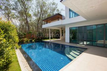 NAI5411: Luxury 3 Bedroom Villa near Nai Harn beach