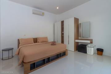 Cozy 3 bedrooms with private pool for sale in Choeng Thale