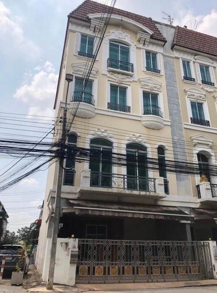 For Rent Bangkok Town House Baan Klang Muang Monte-Carlo Ratchavipha Vibhavadi Chatuchak