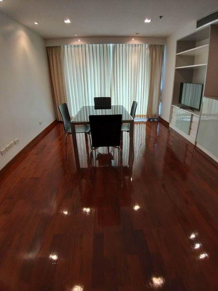 For Sale Bangkok Condo Urbana Langsuan Langsuan BTS Chit Lom Pathum Wan