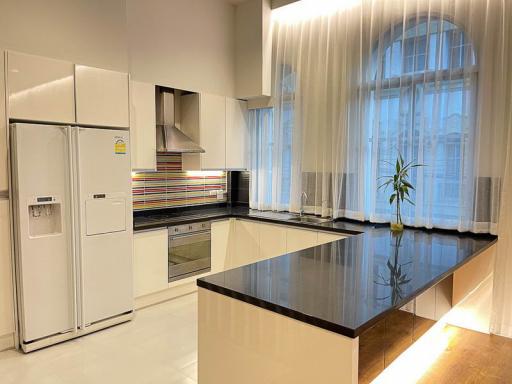 For Rent Bangkok Town House Baan Klang Krung Grande Vienna Rama 3 BTS Surasak Yan Nawa