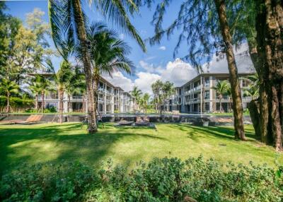 MAI5352: Beachfront 2 Bedroom Residence in Luxury Condominium with Reduced Price!