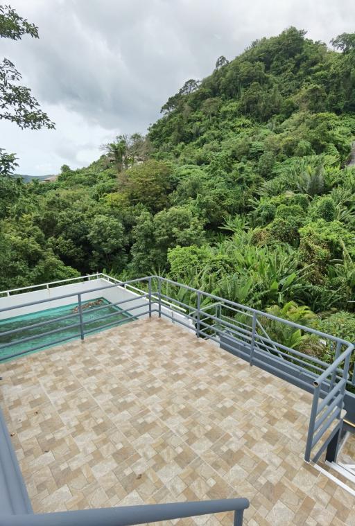 Incredible sea view villa in Patong