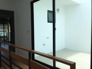 For Rent Bangkok Town House Flora Marigold Sathu Pradi BTS Chong Nonsi Yan Nawa