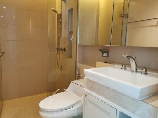 For Rent Bangkok Condo Oriental Residence Wireless BTS Phloen Chit Pathum Wan