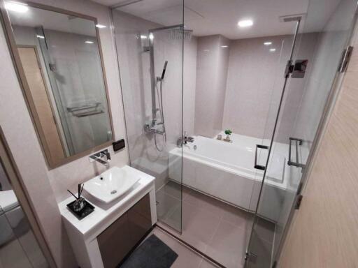 For Rent Bangkok Condo Liv @ 49 Sukhumvit 49 BTS Thong Lo Watthana