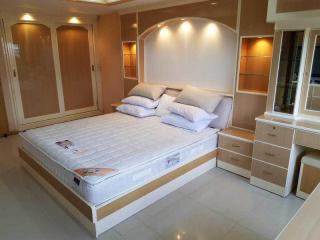 For Sale and Rent Bangkok Condo Empire House Sukhumvit 63 BTS Ekkamai Watthana