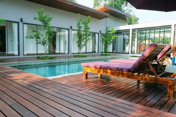 4 Bedrooms with private pool villa for sale in Kathu