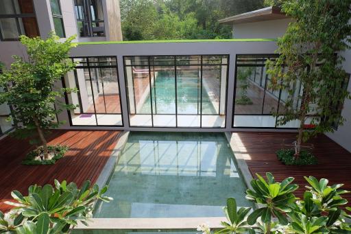 4 Bedrooms with private pool villa for sale in Kathu