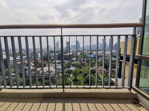 For Rent Bangkok Condo Rhythm Sukhumvit 42 BTS Ekkamai Khlong Toei