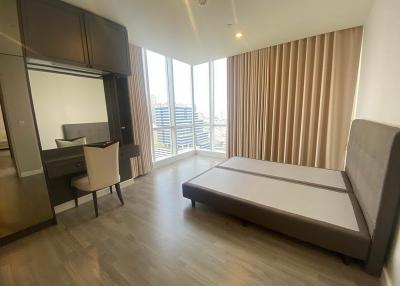 For Rent Bangkok Condo The Room Sathorn Pan Road BTS Surasak Bang Rak