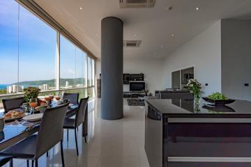 Incredible penthouse with sea view in Karon, Phuket
