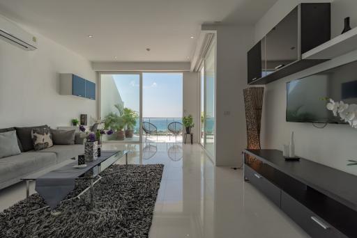 Incredible penthouse with sea view in Karon, Phuket