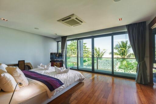RAW5296: Five-Star Holiday Villa With Direct Access to Friendship Beach in Rawai