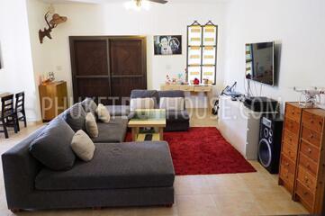 KTH5288: 7 Bedroom Villa with Private Pool in Kathu