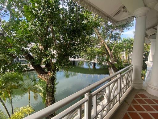 House in Boat Lagoon, Koh Kaew