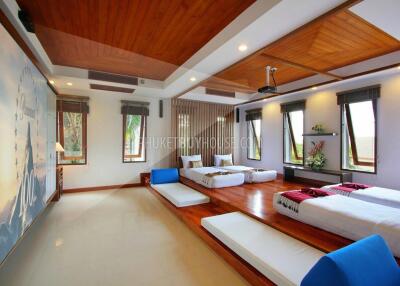 SUR5268: Luxury villa 5 bedrooms with stunning sea views